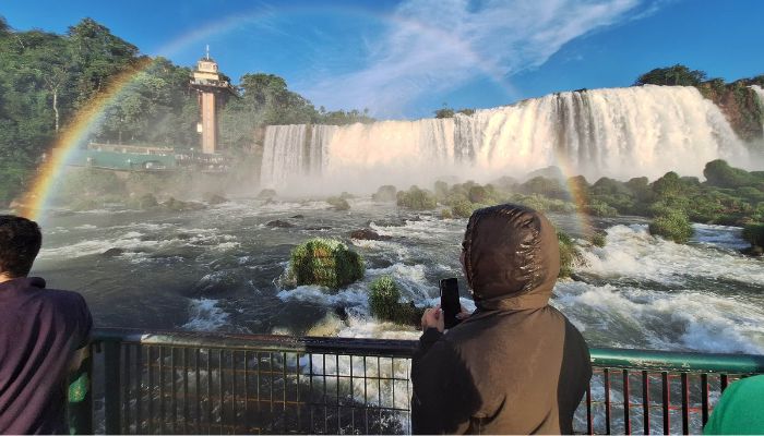  Cataratas, Litoral e Vila Velha: turistas movimentam diferentes regiões do Paraná em janeiro